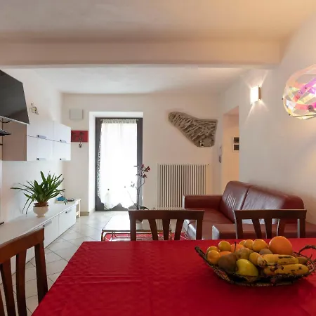 A' Ca' De Alida By Interhome شقة *